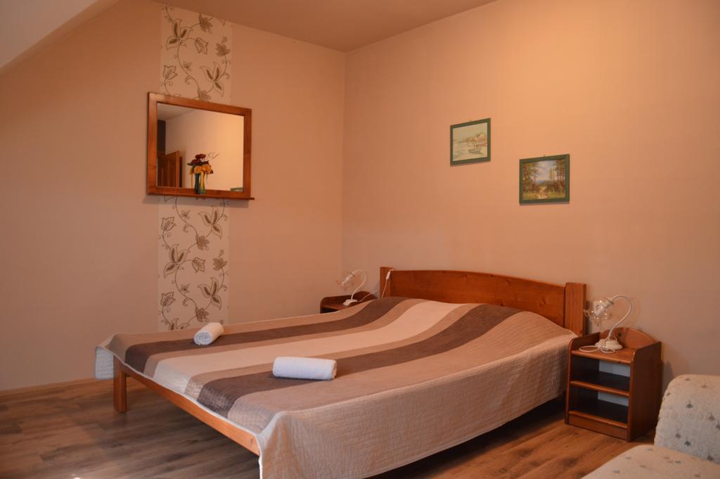 Regi Csarda Es Panzio Bed & Breakfast Magyarszerdahely Room photo